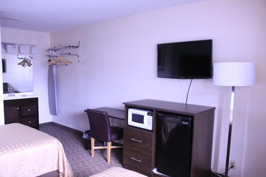 Sterling Inn Near Iag Airport Niagara Falls Extérieur photo